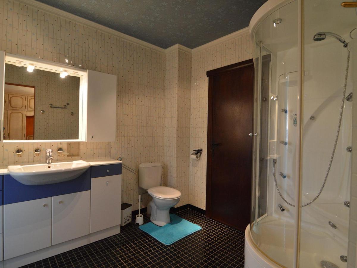 Elegant Villa In Stavelot With Fitness Playroom Exteriör bild