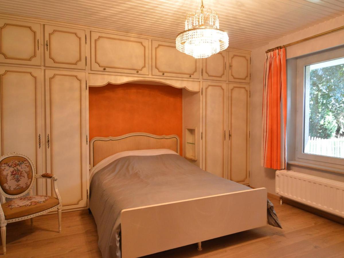 Elegant Villa In Stavelot With Fitness Playroom Exteriör bild